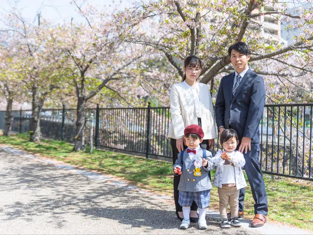 今しかない“家族のかたち”を一枚に。フォトブック対応可【全データ納品・交通費込】