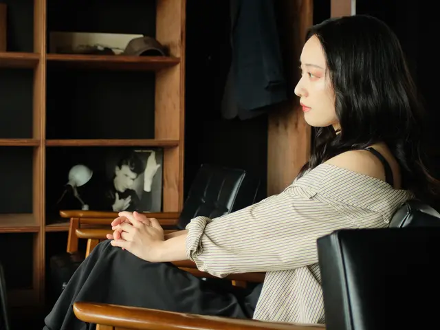 映画のように自然体で撮れるプロフィール写真!外注なしで、素敵な写真を撮ります。