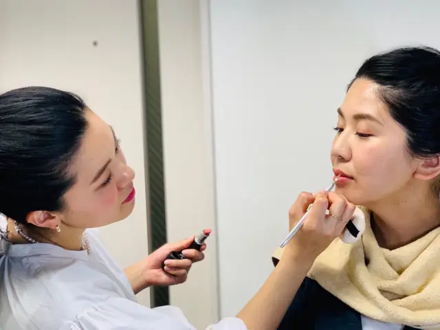 【出張ヘア・メイク】アナウンサーさん、モデルさんを担当。似合うヘアメイクをご提案