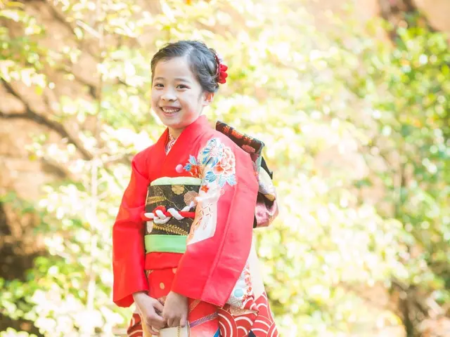 フリーで活躍中のカメラマンが撮影!ヘア+ポイントメイク+着付け+レンタル着物付き