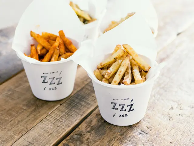 デザイン専門学校出身のプロカメラマン、店舗・会社向け出張撮影サービス!