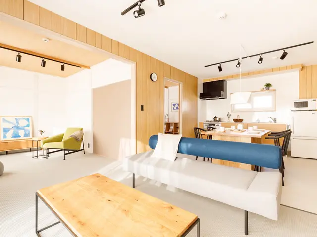 デザイン専門学校出身のプロカメラマン、店舗・会社向け出張撮影サービス!