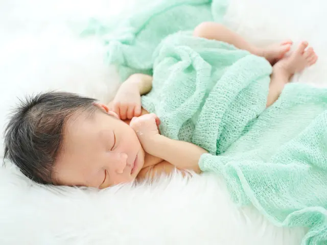 【ニューボーンフォト】2児のママカメラマンが大切に撮影します