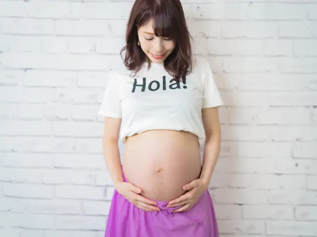マタニティフォトならPHOTO104にお任せ!!ご希望の場所で出張撮影致します