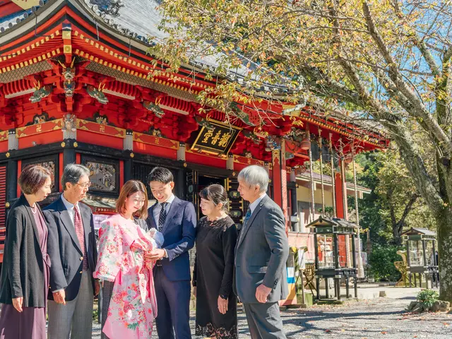 家族の人生の記録として、心に残る特別な写真を撮影いたします!100日祝い対応!