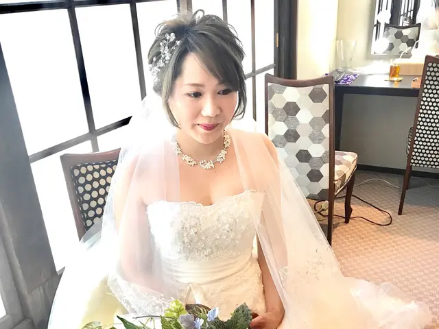 福岡エリア対応◎美容師歴33年ヘアメイク着付け。ブライダル成人式前撮りおよばれ