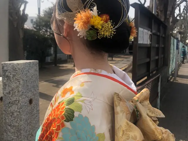 経験豊富なベテラン着付師たちがお伺いします♪先ずは日程のお問い合わせからどうぞ…