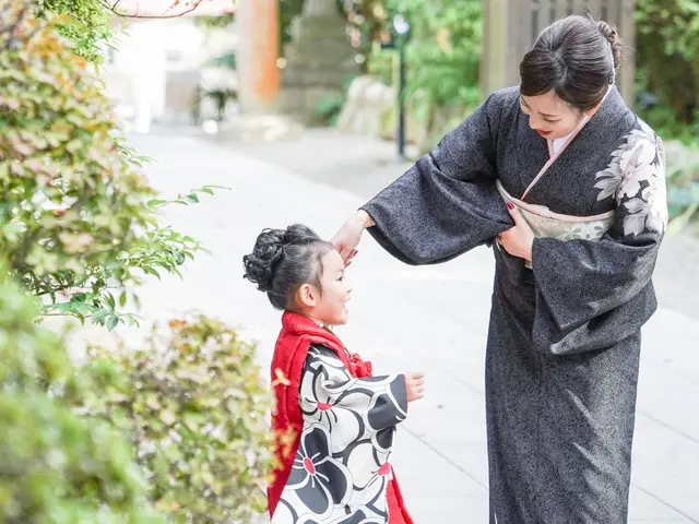 経験豊富なベテラン着付師たちがお伺いします♪先ずは日程のお問い合わせからどうぞ…