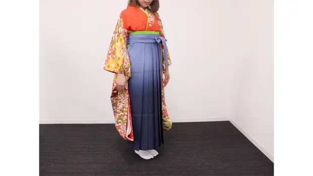 袴を着付けた姿