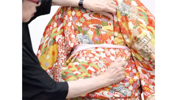 振袖にタックを作る