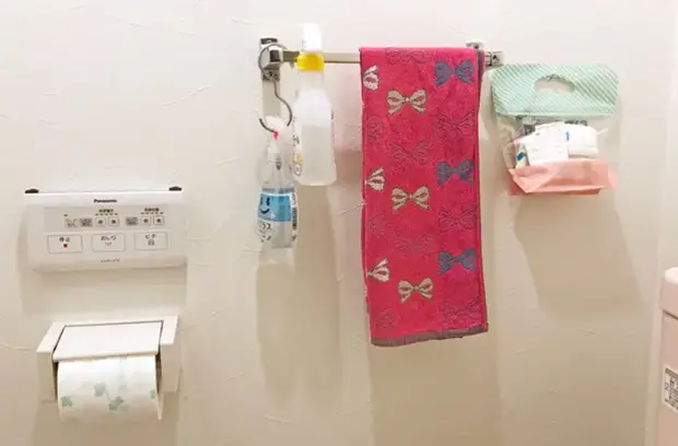 浮かせる収納