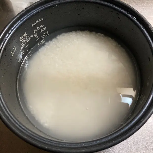 お米を炊く
