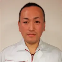 既存の壁紙そのままに、見た目は新品同様☆張替えの約半額で壁紙をキレイに致します。