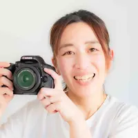 「元保育士で4児のママ、専門スクール卒業の安心できる女性カメラマン」