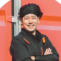 特殊ブラシと専用薬剤で外壁をやさしく徹底洗浄！塗装を守りながら美しさを復活！！