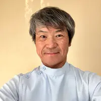 腰痛、肩こり頭痛、膝痛、股関節痛などの痛みを改善します。筋肉柔整も充分行います。