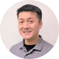 ◇吹き抜け天窓の清掃、カビ取り、窓をピカピカにするのが得意です(^^)v