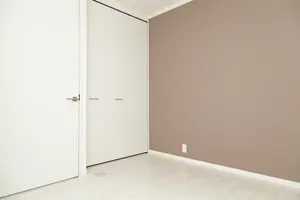 賃貸の模様替えに大活躍！アクセントクロスを張るときの注意点と場所別の選び方を紹介