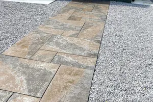 砂利敷きを自分でDIYする方法を4ステップで解説｜費用・道具