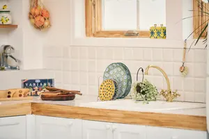 狭いキッチンでも作業台を工夫すると快適に調理できるおすすめアイデア3選