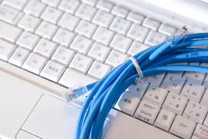 有線LANがインターネットにつながらない時に｜対処方法を3つ紹介