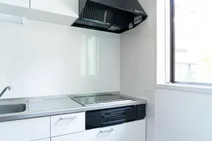 キッチンパネルの素材には何があるの？キッチンパネルとタイルのメリット・デメリットもご紹介