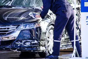 洗車専門店のメリットは？愛車を長く美しく保つ効果的な洗車方法