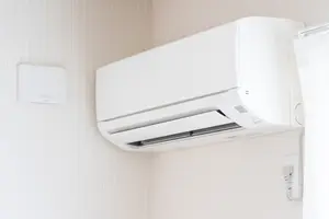 引っ越し前のエアコン取り外しはどうする？事前の確認事項や依頼先を紹介