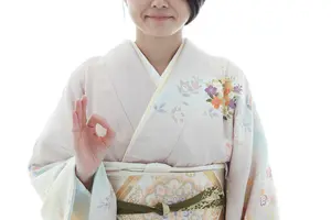 着物の染み抜きは自宅でできる！？汚れの原因によって染み抜きの方法を変える！