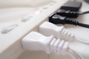 コンセントのタコ足配線って何が危険なの？