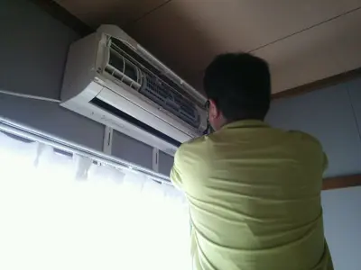 安心、快適、徹底洗浄、エコ洗剤使用のエアコンクリーニング