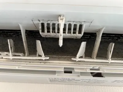 【☆損害保険加入☆】インボイス登録店　カビ徹底除去　お気軽にご連絡ください♪