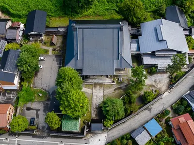 店舗撮影、商品撮影、ドローン、360度インドアビュー、様々な撮影を行います。