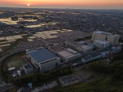 店舗撮影、商品撮影、ドローン、360度インドアビュー、様々な撮影を行います。