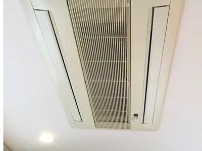 家庭用天井埋め込みエアコンクリーニング　　　（1.2方向）