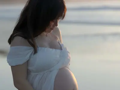 「母になる幸せを心音とともに写す助産師フォトグラファーだから叶うやさしさの一枚。