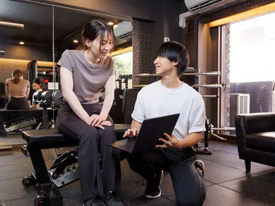 ☆プロフェッショナルの品質をリーズナブルに！☆貴社のオフィスで撮影いたします！