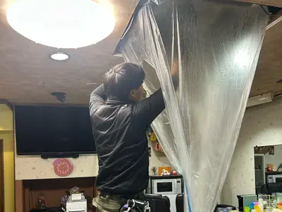 天井埋込型エアコン徹底洗浄｜ニオイ・カビ対策◎法人・店舗の施工実績多数！