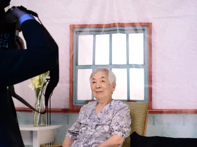 シニア世代専門に「生前遺影撮影」をしております。今、話題の「終活」始めませんか。