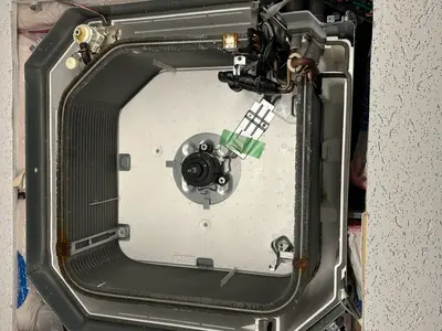 天井埋込型エアコン徹底洗浄で爽快空間！