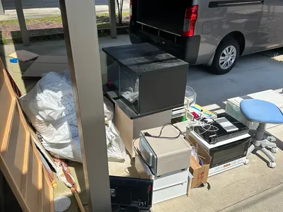 年中無休◎女性スタッフ同行。骨董品等の買取もしています