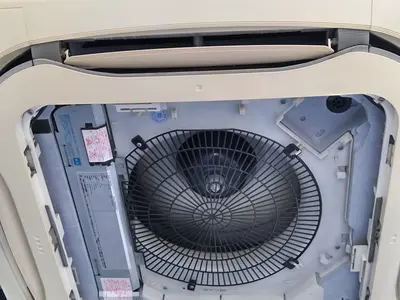 天井埋め込みエアコン四方向　丁寧・信頼のおける対応☆保険加入☆