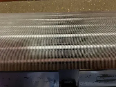 高松市発！エアコン洗浄専門業者、年間3000台以上の実績！迅速、丁寧仕上りに自信