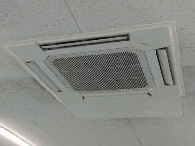 プロによる業務用エアコンクリーニング