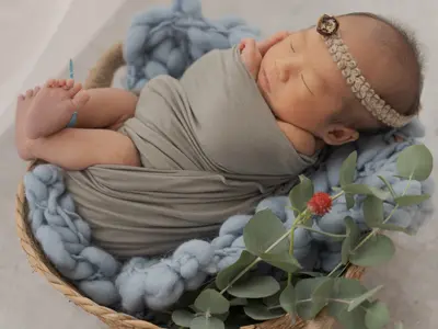 「助産師だから叶う、安心×安全×デザインの特別なニューボーンフォト」