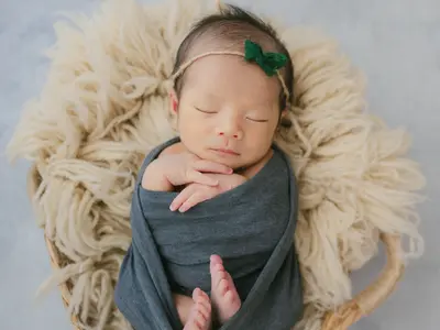 「助産師だから叶う、安心×安全×デザインの特別なニューボーンフォト」