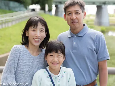 【ロケでもご自宅でも！】ご家族みんなを「笑顔職人」が素敵に撮ります！