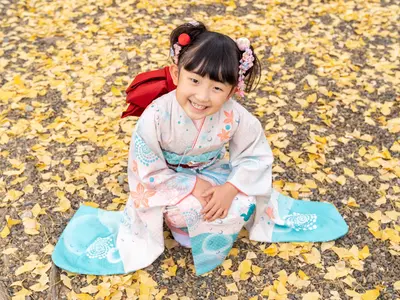 傘（女子）刀（男子）千歳飴袋、無料レンタル！スライドショーも無料で制作します。