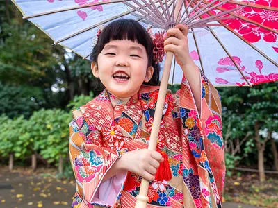 傘（女子）刀（男子）千歳飴袋、無料レンタル！スライドショーも無料で制作します。