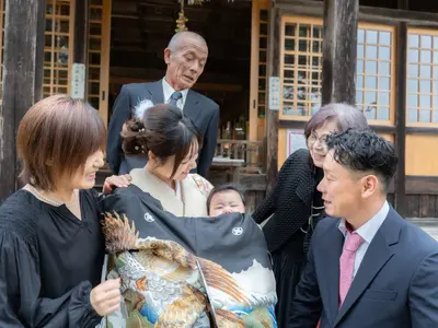 お宮参りの思い出を、温かく、優しく、美しく。